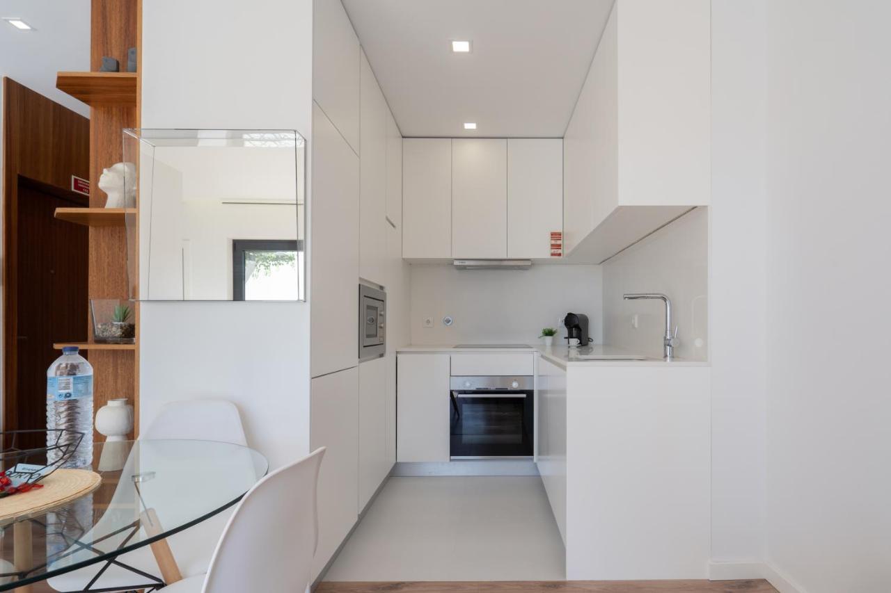 Host Wise - Bright & Contemporary Flat - Ace Location Apartment Porto Exterior photo
