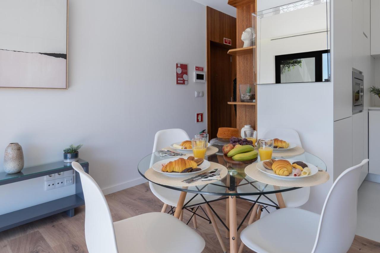 Host Wise - Bright & Contemporary Flat - Ace Location Apartment Porto Exterior photo