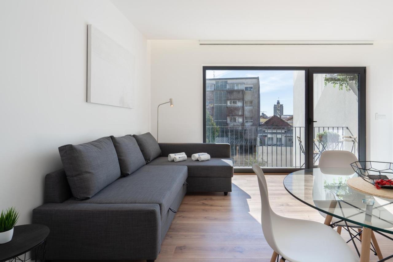 Host Wise - Bright & Contemporary Flat - Ace Location Apartment Porto Exterior photo